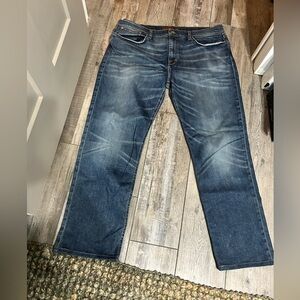 Joe's Jeans Men's the Classic Straight leg Fit in Dark Wash  Blue denim
